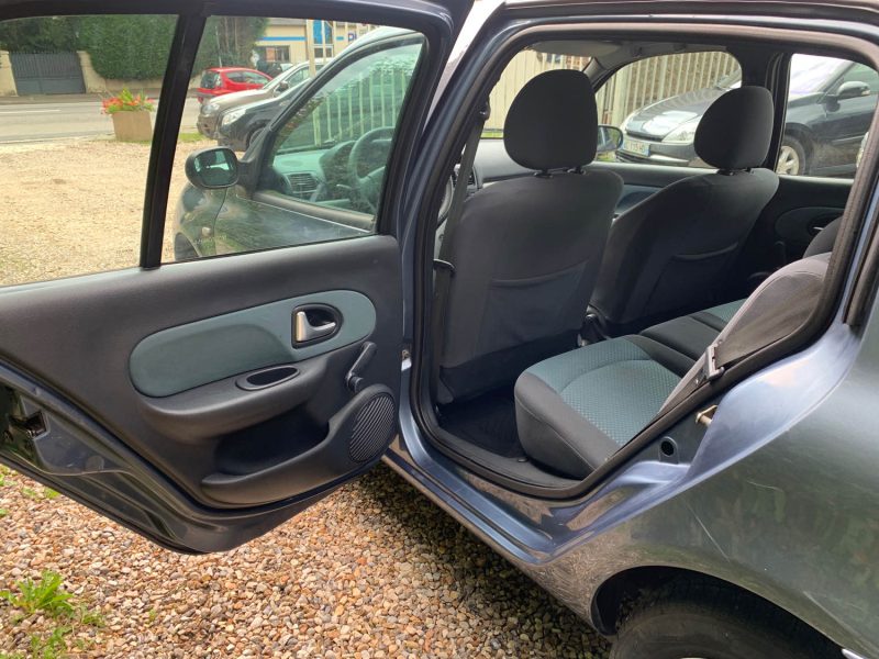 RENAULT CLIO 2  2005 CLIO 2