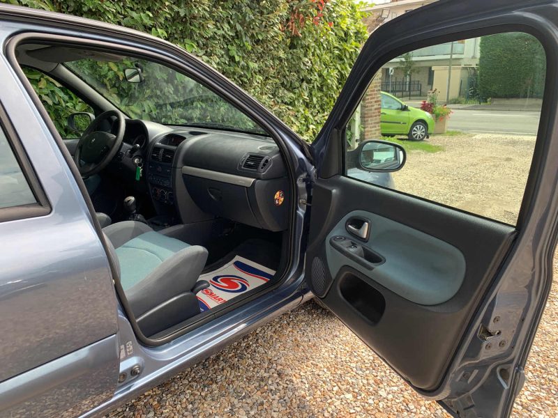 RENAULT CLIO 2  2005 CLIO 2