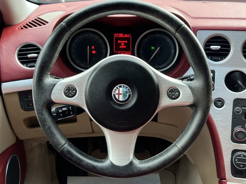 ALFA ROMEO BRERA 2.4 JTD 200 Cv 1ERE MAIN / INTERIEUR CUIR TOIT PANORAMIQUE - GARANTIE 1 AN