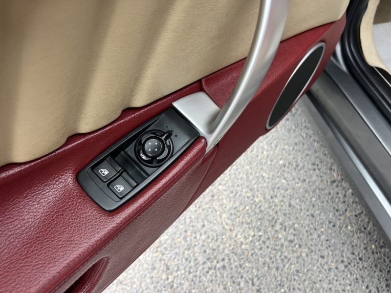 ALFA ROMEO BRERA 2.4 JTD 200 Cv 1ERE MAIN / INTERIEUR CUIR TOIT PANORAMIQUE - GARANTIE 1 AN