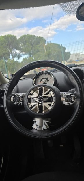 MINI COUNTRYMAN 2011