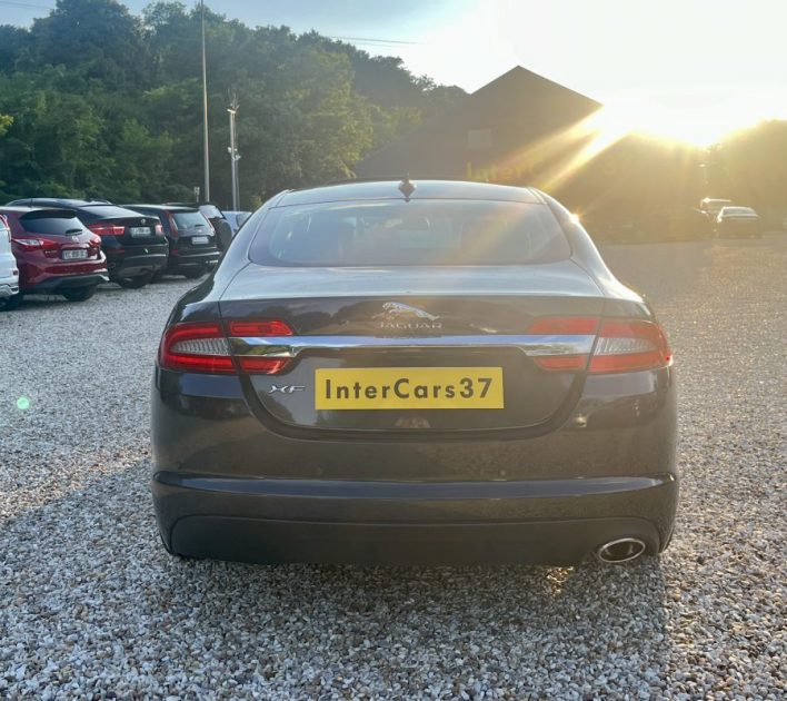 JAGUAR XF 2015