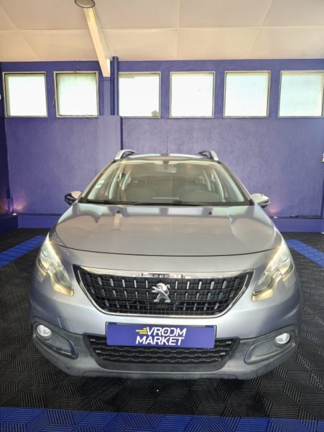 PEUGEOT 2008 1,2 PURETECH 82 Cv STYLE , 40200 KMS 