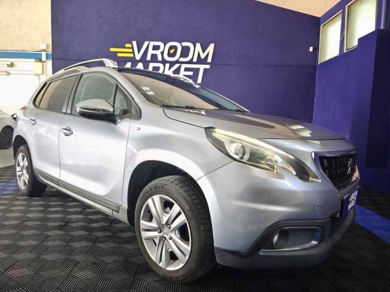 PEUGEOT 2008 1,2 PURETECH 82 Cv STYLE , 40200 KMS 