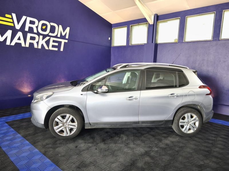 PEUGEOT 2008 1,2 PURETECH 82 Cv STYLE , 40200 KMS 