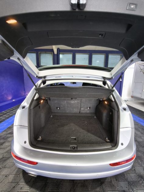 AUDI Q5 2.0 TDI 150 Cv - AMBITION LUXE - HISTORIQUE D’ENTRETIEN - GPS - RADAR AVANT ET ARRIÈRE 