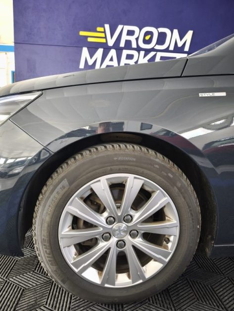 PEUGEOT 308 SW 1.2 ESSENCE 110 CV , STYLE , CARPLAY  , 116000 KMS