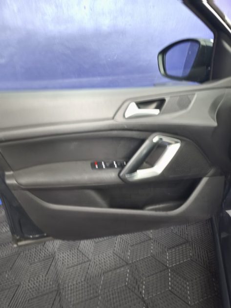 PEUGEOT 308 SW 1.2 ESSENCE 110 CV , STYLE , CARPLAY  , 116000 KMS