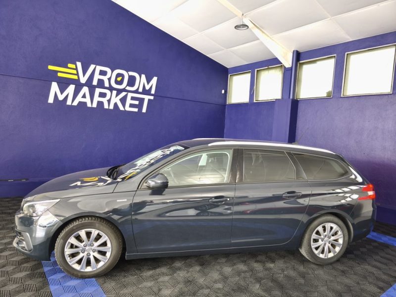 PEUGEOT 308 SW 1.2 ESSENCE 110 CV , STYLE , CARPLAY  , 116000 KMS