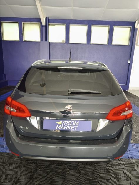 PEUGEOT 308 SW 1.2 ESSENCE 110 CV , STYLE , CARPLAY  , 116000 KMS