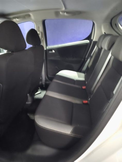 PEUGEOT 207 1,4 VTI 70 CV , 135900 KMS , TOIT PANO , GPS