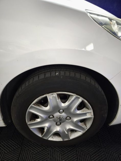 PEUGEOT 207 1,4 VTI 70 CV , 135900 KMS , TOIT PANO , GPS