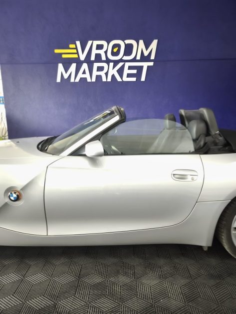 B.M.W. SERIE Z4 CABRIOLET 3.0 I 6 CYLINDRES 231 Cv - HISTORIQUE D’ENTRETIEN - 