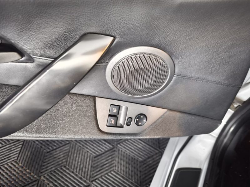 B.M.W. SERIE Z4 CABRIOLET 3.0 I 6 CYLINDRES 231 Cv - HISTORIQUE D’ENTRETIEN - 