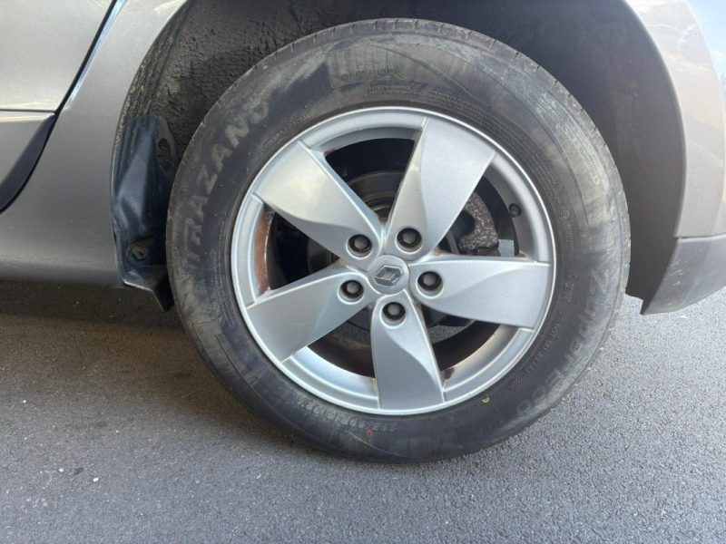 RENAULT  SCENIC 2010