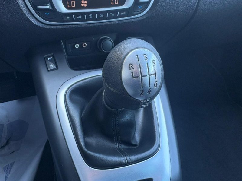 RENAULT  SCENIC 2010