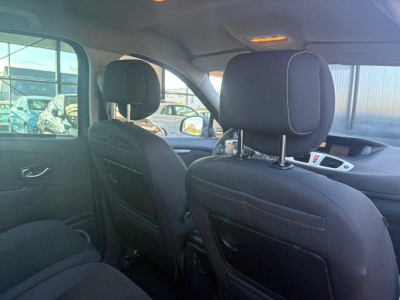 RENAULT  SCENIC 2010