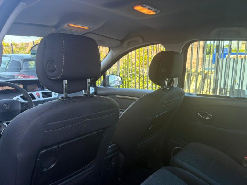 RENAULT  SCENIC 2010