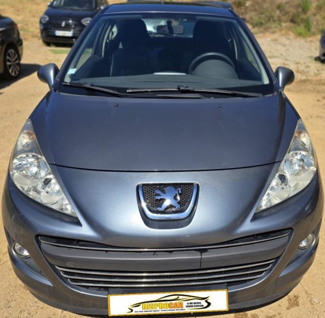 PEUGEOT 207 2011