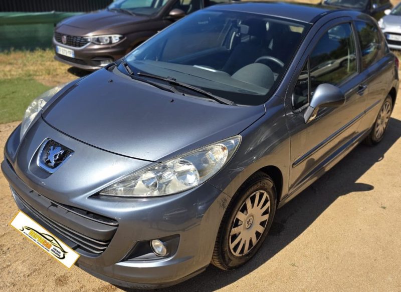PEUGEOT 207 2011