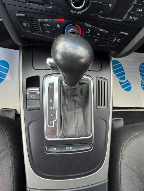 AUDI A4 Break IV (B8) 2.0L TFSI 180ch Ambiente Multitronic BVA