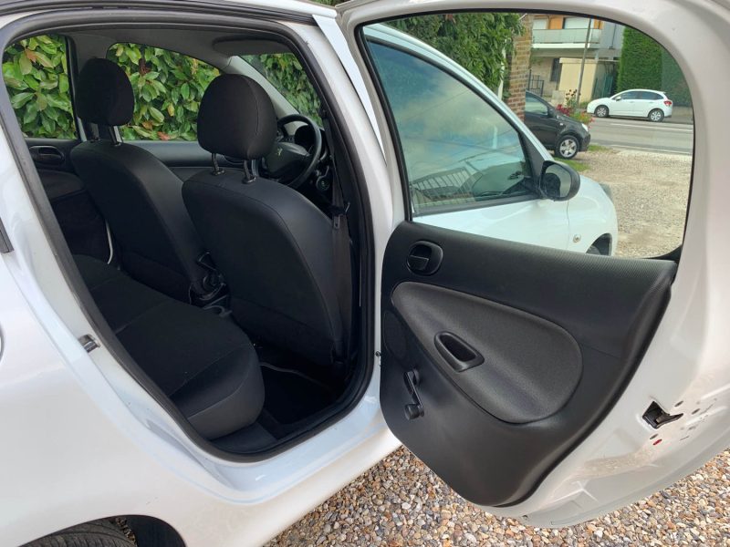 PEUGEOT 206+ 2009 1.4 HDi eco 70