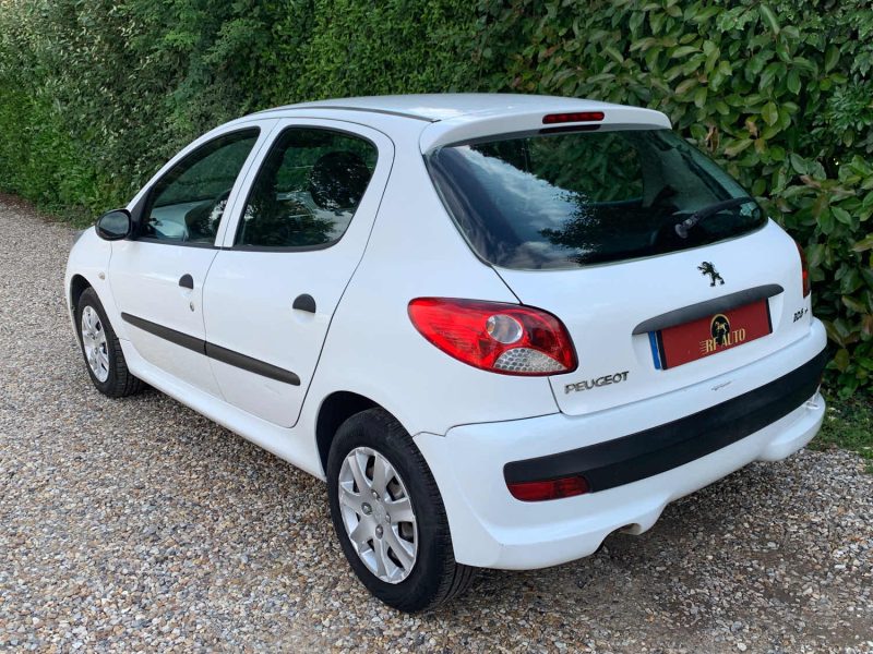 PEUGEOT 206+ 2009 1.4 HDi eco 70