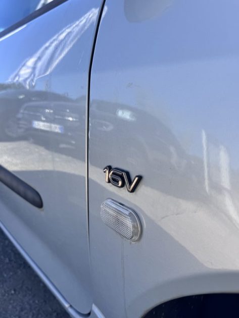 RENAULT TWINGO 1 1.2 16V  75CH PHASE 3 EDITION KENZO CLIMATISE