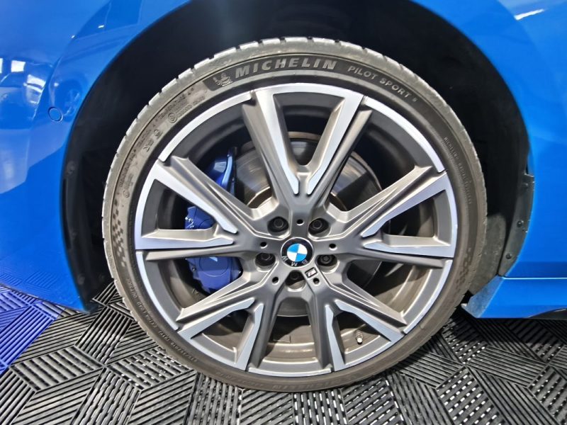 BMW M135IA 306 Cv - XDRIVE - HISTORIQUE D’ENTRETIEN - GPS - RADAR AVANT ET ARRIÈRE - CLÉ MAIN LIBRE 