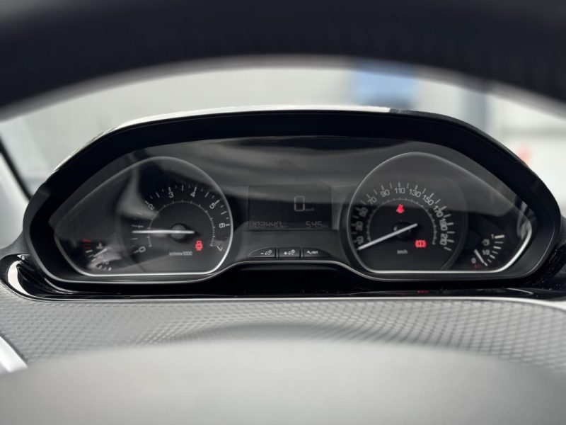 PEUGEOT 2008 1.2 PureTech 110ch Style - Suivi d'Entretien