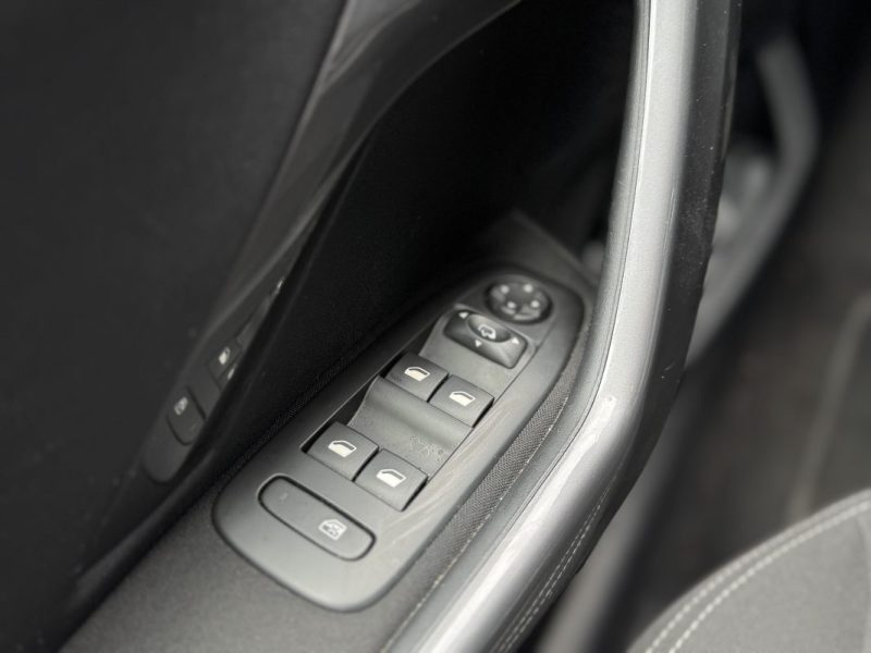 PEUGEOT 2008 1.2 PureTech 110ch Style - Suivi d'Entretien