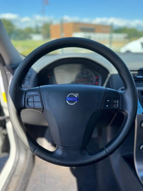 Volvo C30 1.6D Drive Kinetic / Distribution Neuve / CT OK / Révisée