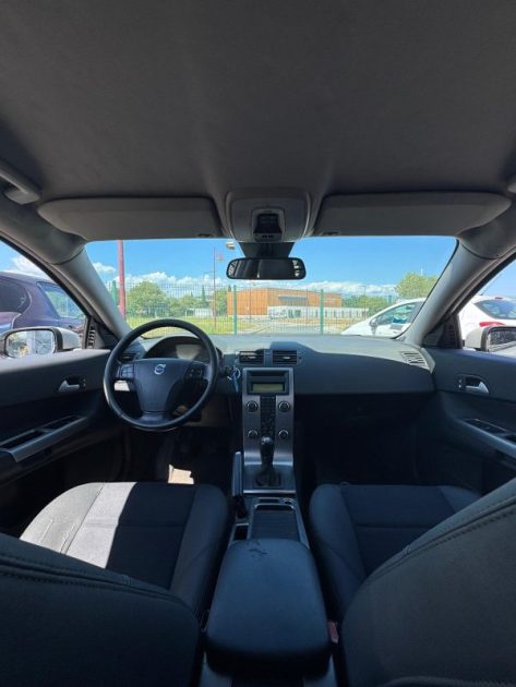 Volvo C30 1.6D Drive Kinetic / Distribution Neuve / CT OK / Révisée