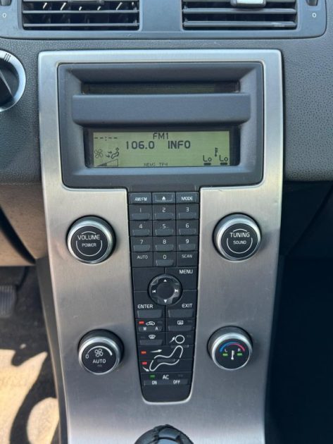 Volvo C30 1.6D Drive Kinetic / Distribution Neuve / CT OK / Révisée