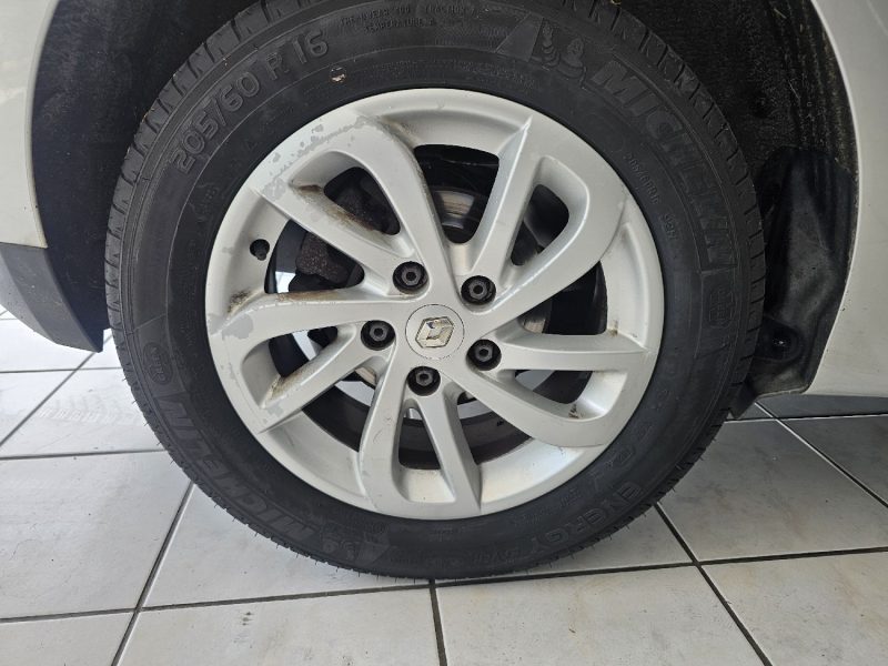 RENAULT SCENIC III 1.5DCI 110CH ANNEE2013 248000KM