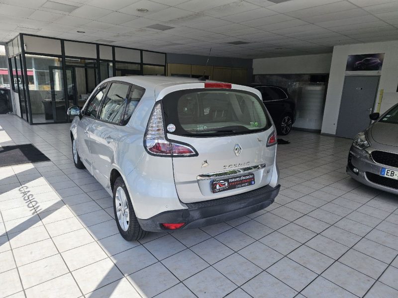 RENAULT SCENIC III 1.5DCI 110CH ANNEE2013 248000KM