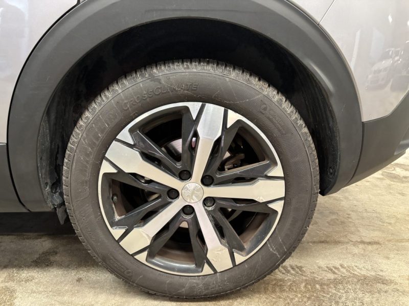 PEUGEOT 3008 1.5 BlueHDi 130ch S&S Allure Pack EAT8