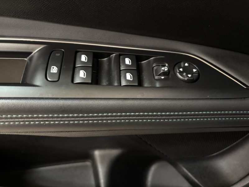 PEUGEOT 3008 1.5 BlueHDi 130ch S&S Allure Pack EAT8