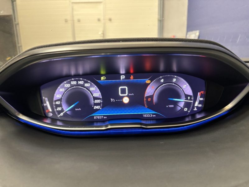 PEUGEOT 3008 1.5 BlueHDi 130ch S&S Allure Pack EAT8