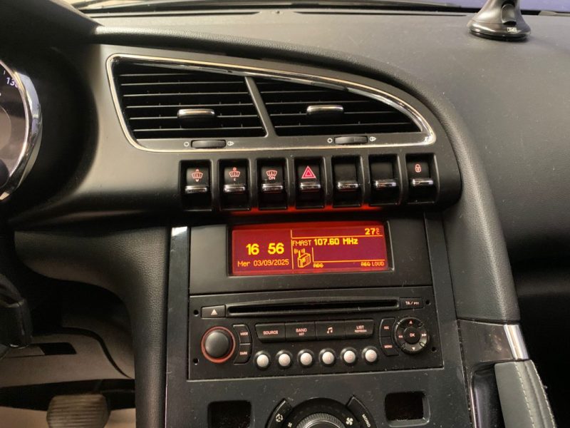 PEUGEOT 3008 1.6 HDi 112ch Business / Embrayage et Distribution OK 
