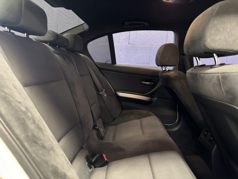 BMW SERIE 3 318d 143ch Pack M LCI