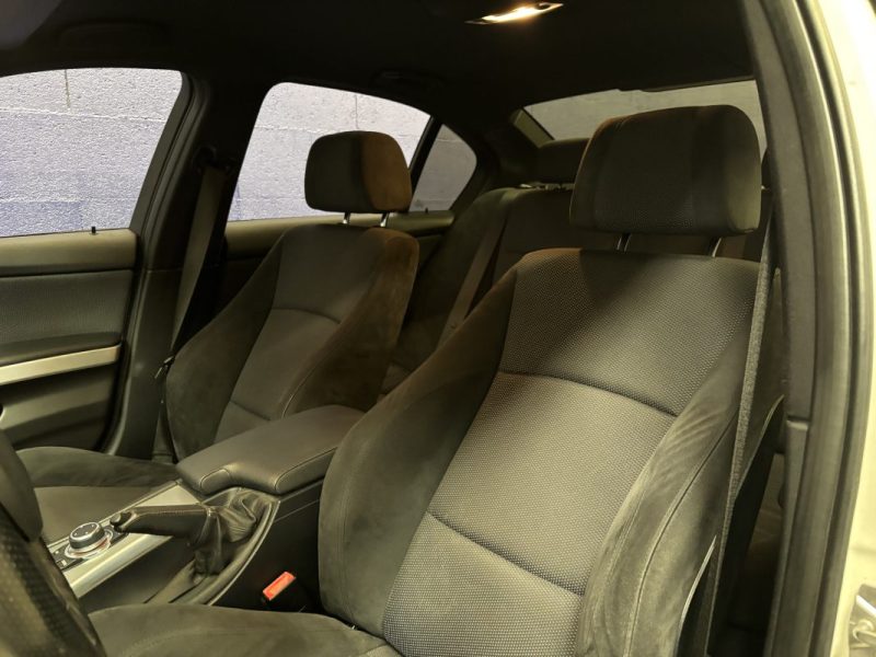 BMW SERIE 3 318d 143ch Pack M LCI