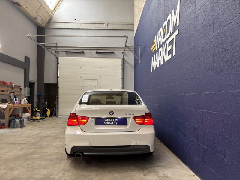 BMW SERIE 3 318d 143ch Pack M LCI