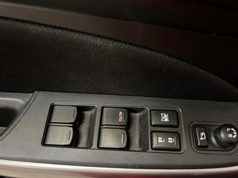 SUZUKI SWIFT PHASE 2 PRIVILEGE 1.2 83CH HYBRID - GPS - 62500KM