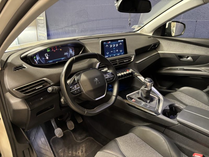 PEUGEOT 3008 1.5 BlueHDi 130ch Active Business S&S