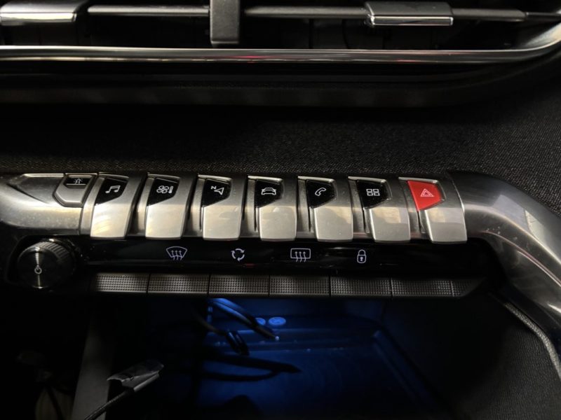 PEUGEOT 3008 1.5 BlueHDi 130ch Active Business S&S