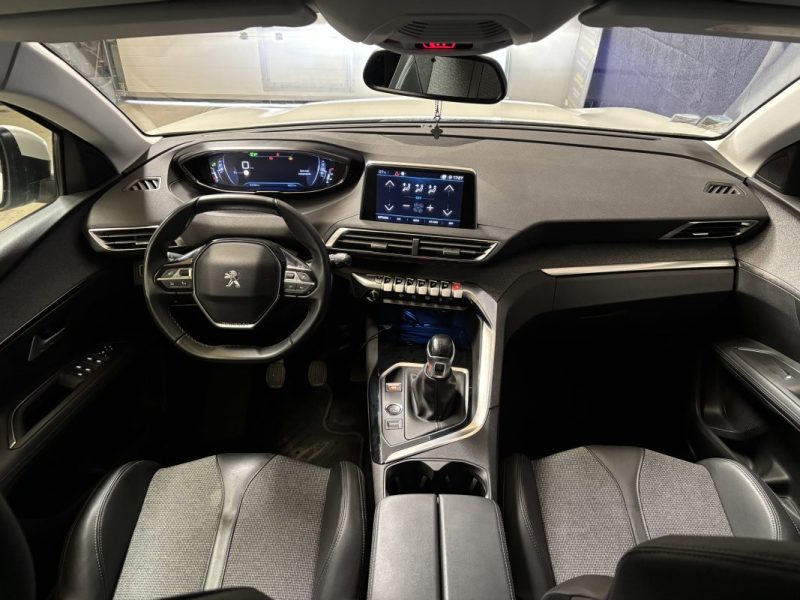 PEUGEOT 3008 1.5 BlueHDi 130ch Active Business S&S