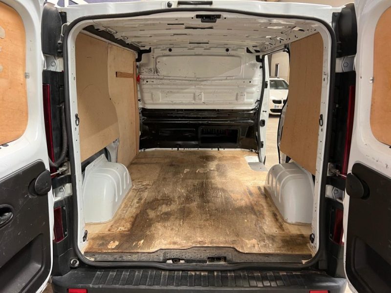 RENAULT TRAFIC III 1.6dCi 95ch Confort 