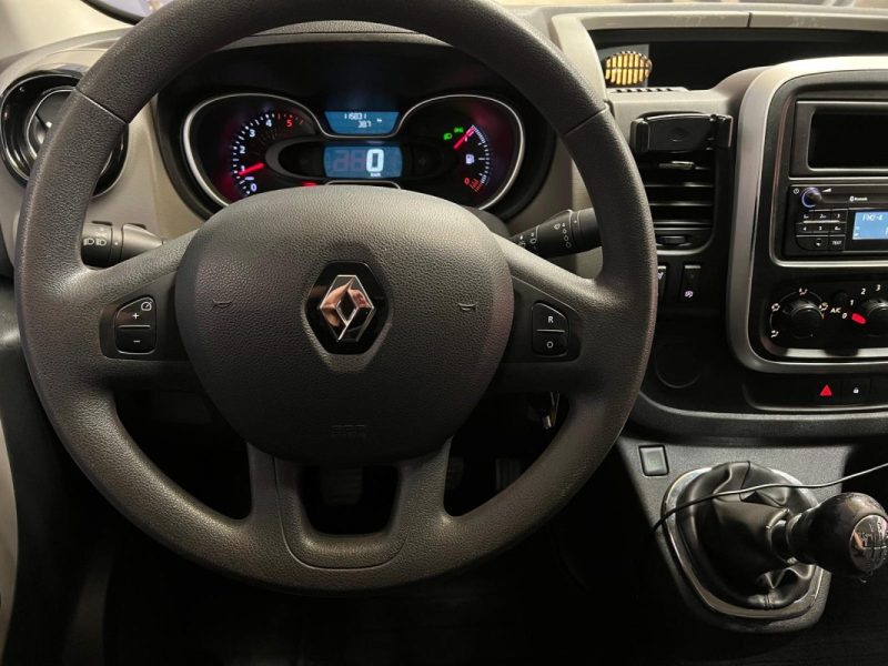 RENAULT TRAFIC III 1.6dCi 95ch Confort 