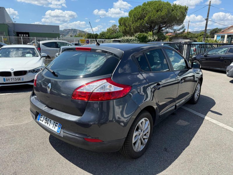 RENAULT MEGANE 3 1.2 TCE 115CH LIMITED PHASE 3 GARANTIE